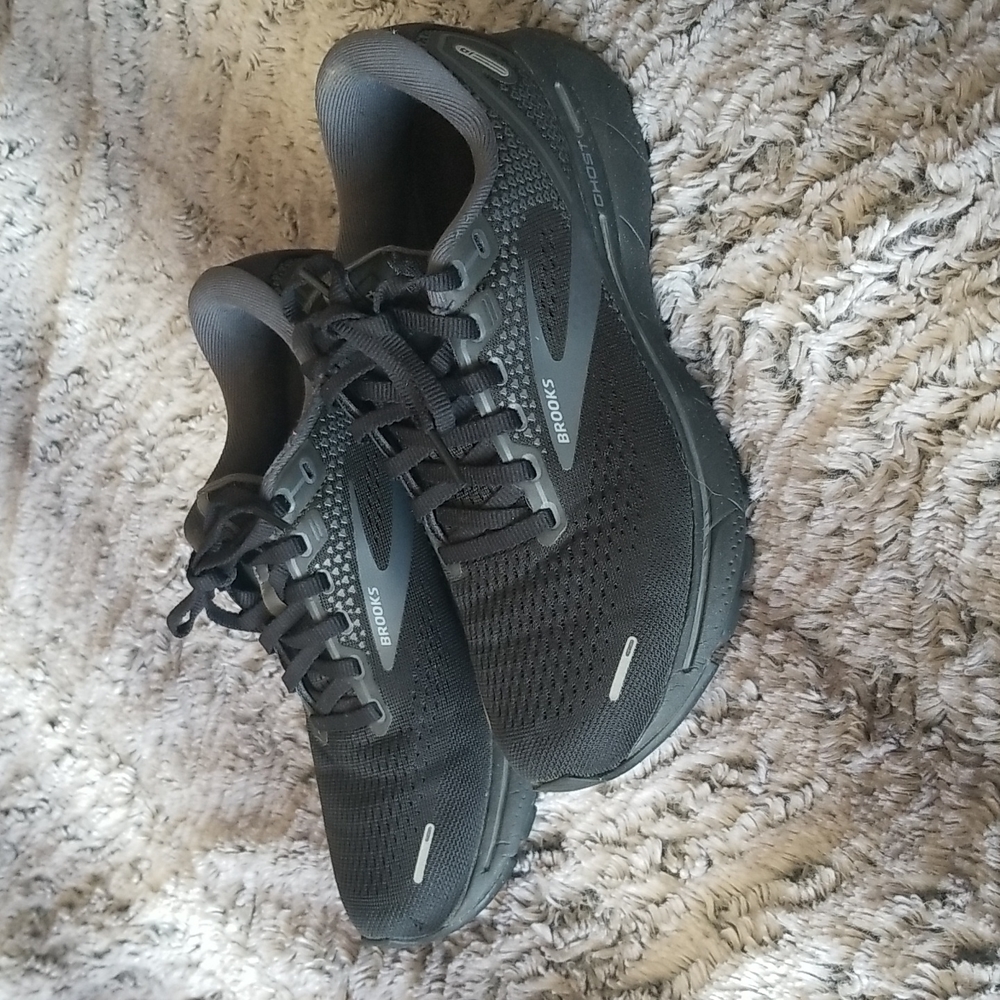 Brooks ghost 14